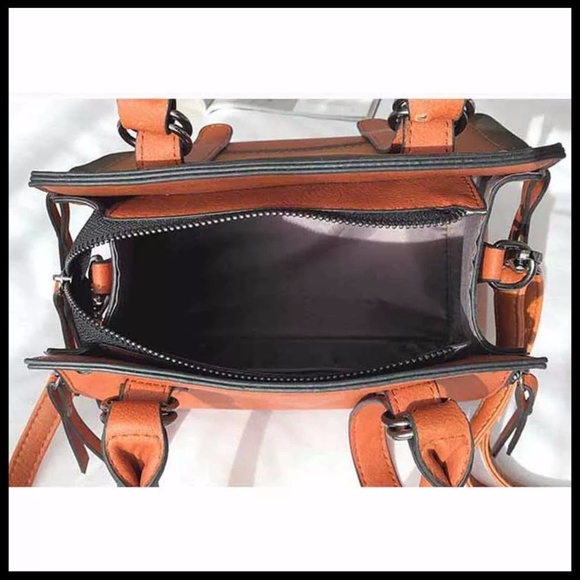 NEW ANITA Tote Crossbody - Picture 4 of 6